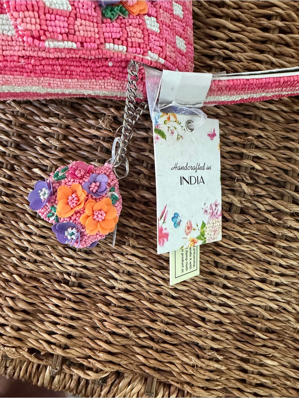 Pink Floral Hand Beaded Shoulder Bag - Picture 4 of 6